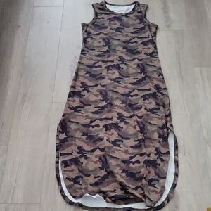 NWOT Camouflage Sleeveless Maxi Dress
